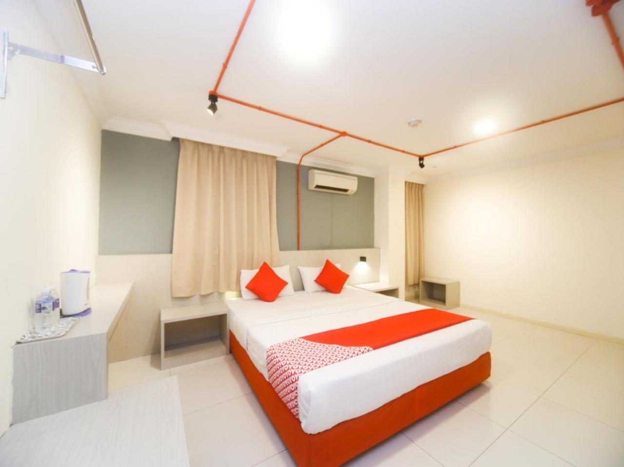 Oyo 727 Hotel Rafflesia Kota Kinabalu Buitenkant foto