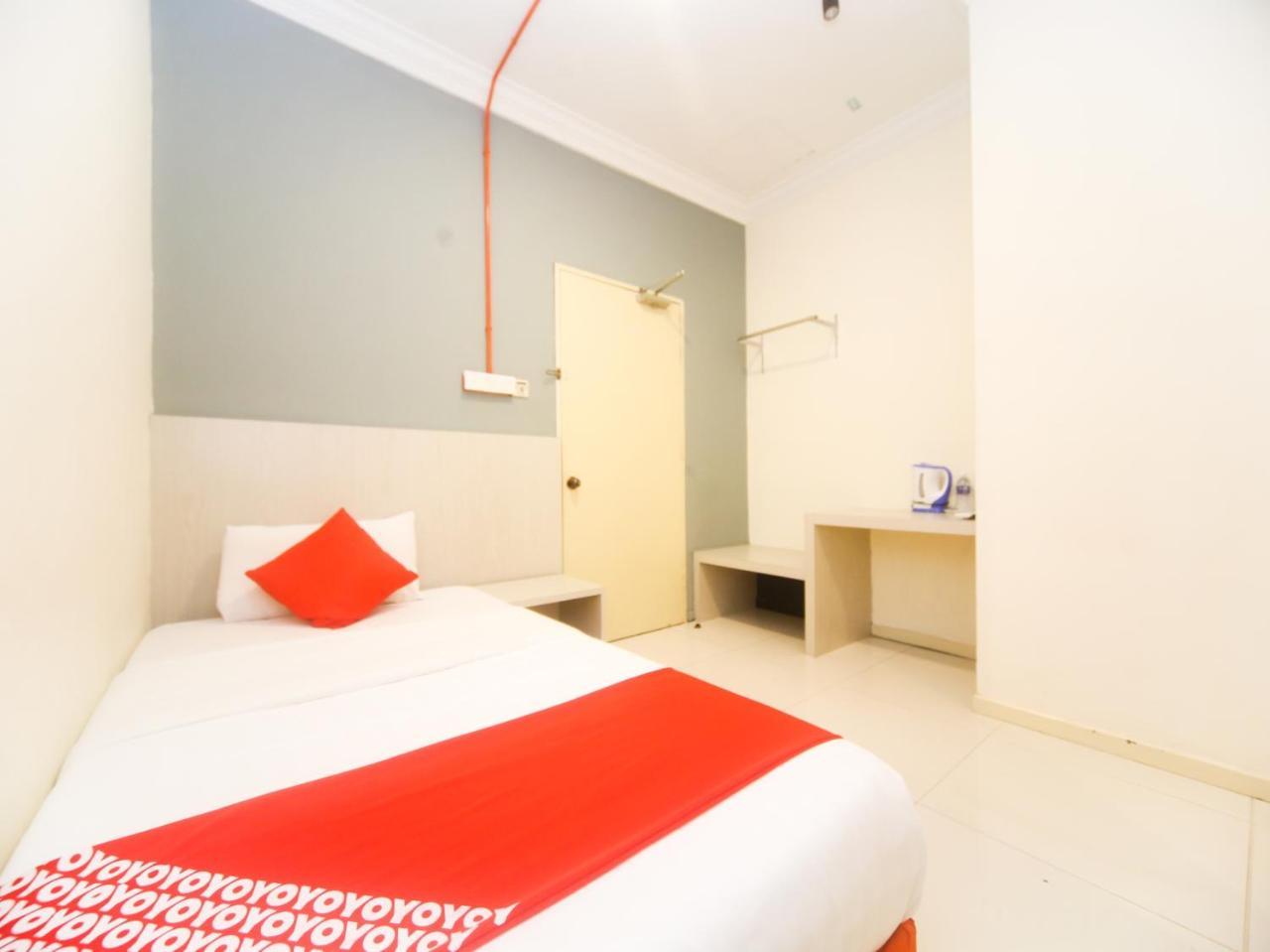 Oyo 727 Hotel Rafflesia Kota Kinabalu Buitenkant foto