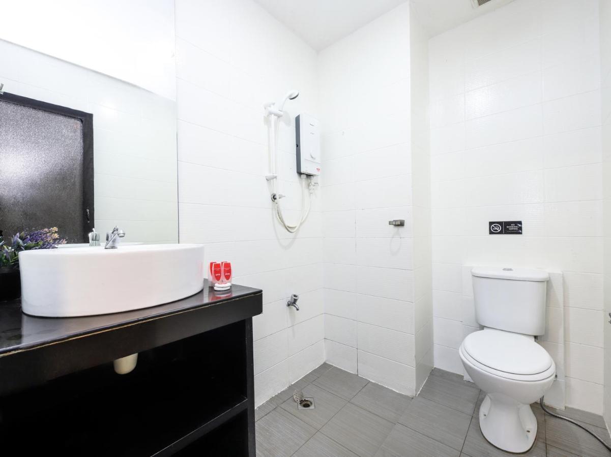 Oyo 727 Hotel Rafflesia Kota Kinabalu Buitenkant foto